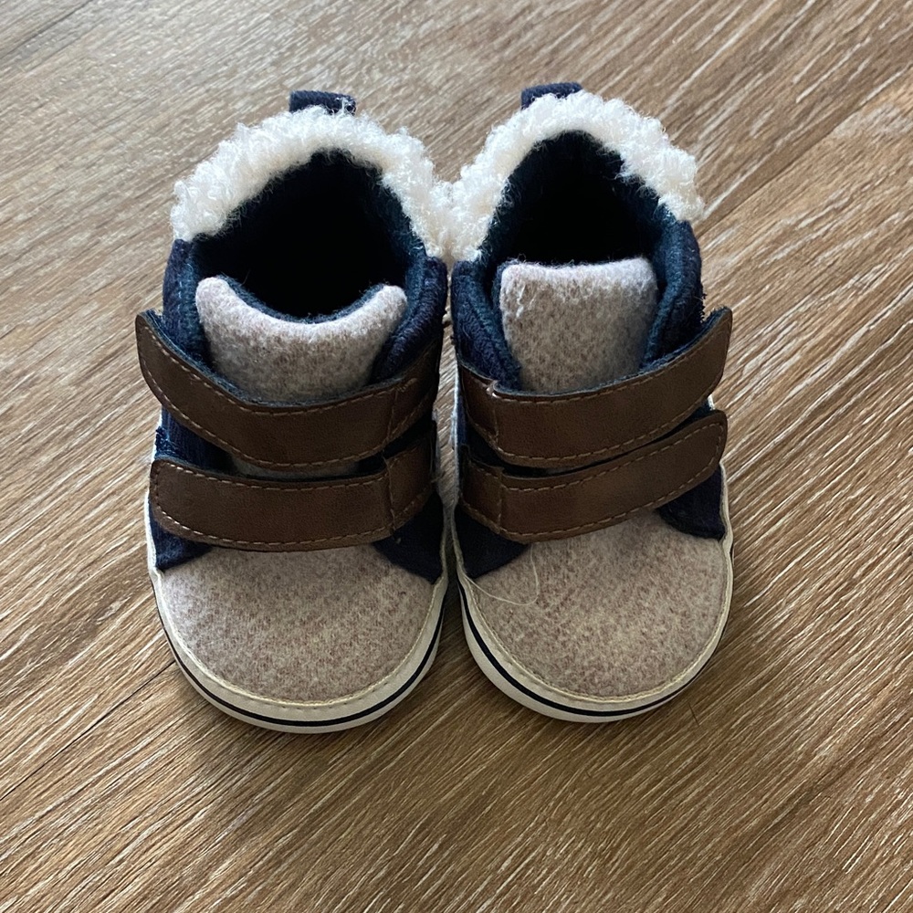 Cozy Brown and Cream Kids Shoes 3-6 months